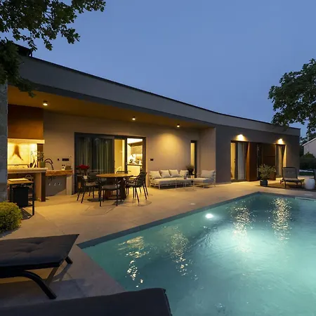Veros For 5 People Near - Rabac With Private Pool & Kids Playground *