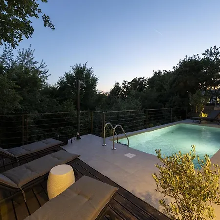 Veros For 5 People Near - Rabac With Private Pool & Kids Playground Vila