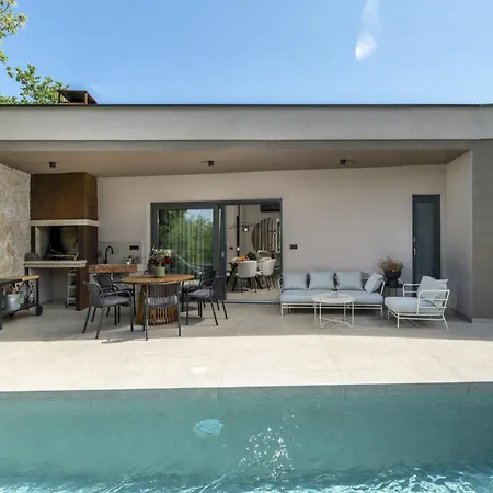 Villa Veros For 5 People Near - Rabac With Private Pool & Kids Playground Labin (Istria)