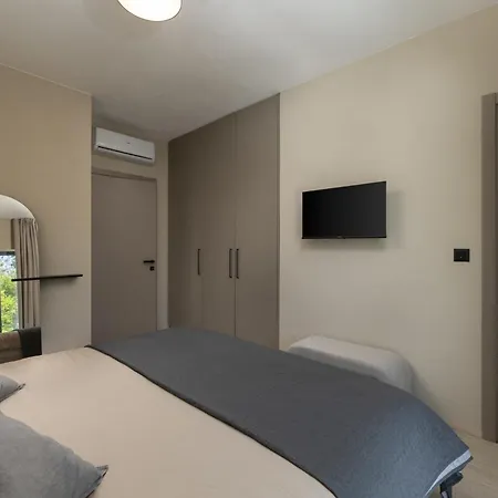 Veros For 5 People Near - Rabac With Private Pool & Kids Playground *